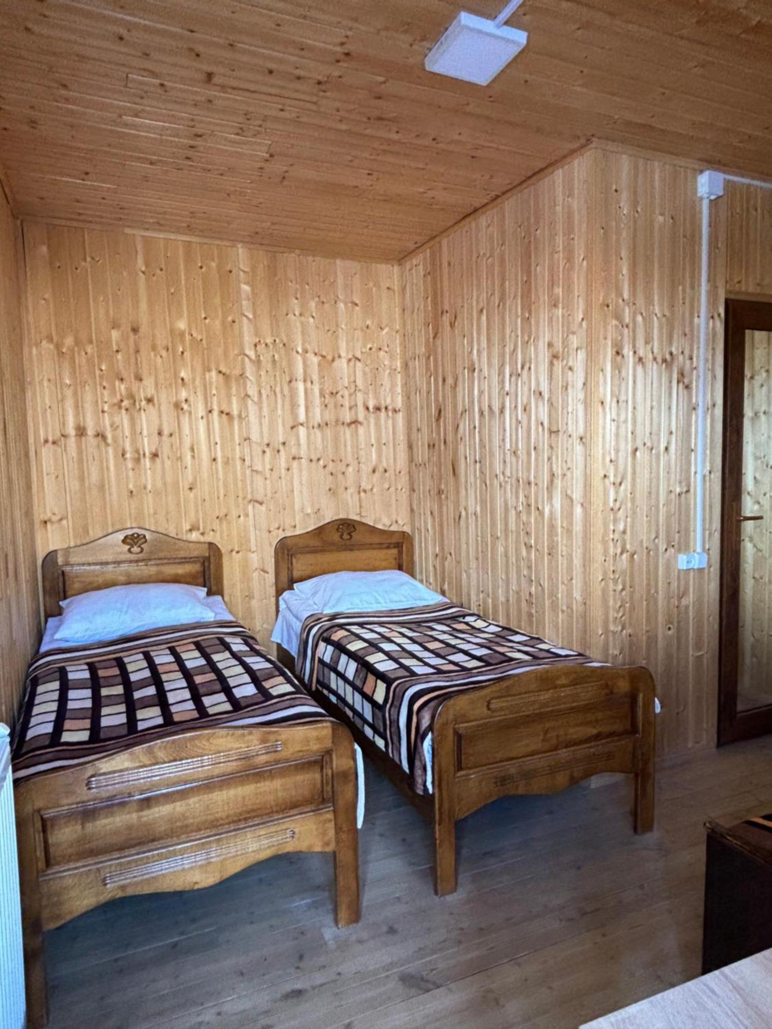 Family Hostel Nika Kazbegi Eksteriør bilde
